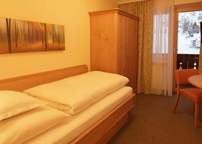 Gallus Guest house 3*